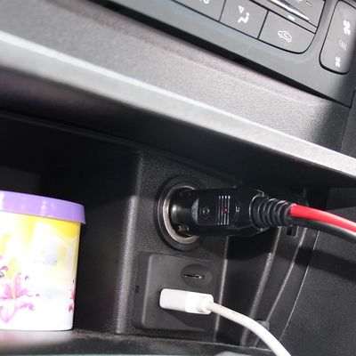 自動車のたばこ点火器 男性から男性 10A フューズ 太陽光電源ケーブル 12-24ボルト