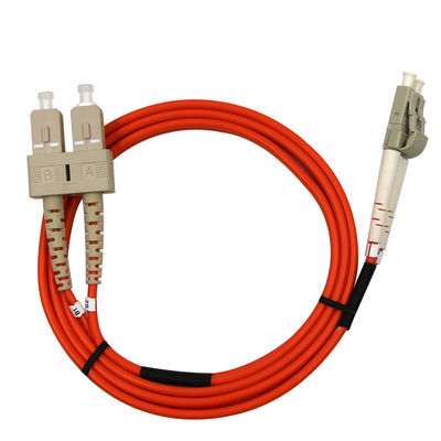 2 導体 APC/UPC 接続器の装甲光ファイバーパッチケーブル