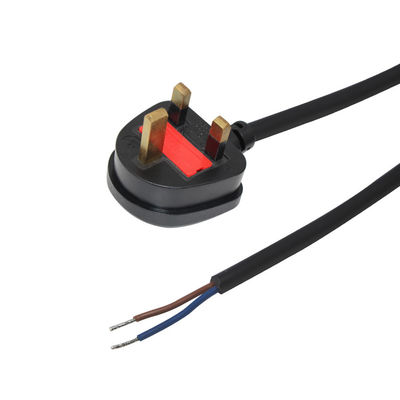 UK 3ピン BS1363 から IEC C13 電源コード H05VV-F 3x0.5mm2