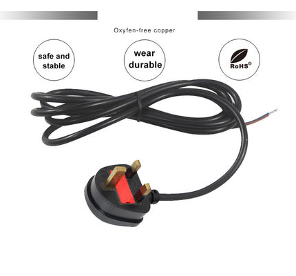 UK 3ピン BS1363 から IEC C13 電源コード H05VV-F 3x0.5mm2