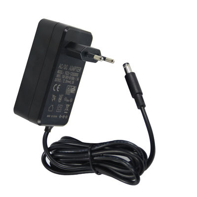 EU 壁プラグ 1M 22AWG 電源アダプター 12V 5A 5521Mm LED CCTV カメラ用