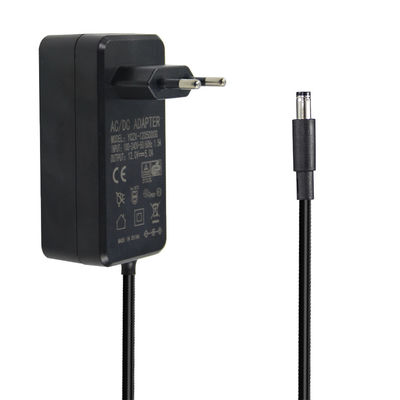 EU 壁プラグ 1M 22AWG 電源アダプター 12V 5A 5521Mm LED CCTV カメラ用