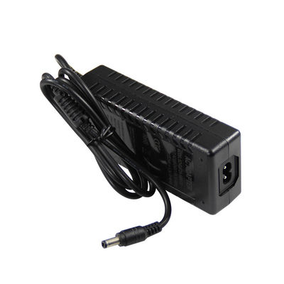 54V 1.3A スイッチングラップトップ ジャック 55Mmx21mm DC電源アダプタ 入力 100-240V AC 50-60Hz