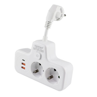QC3.0 シュコ CEE 7/7 EU 電源充電器コンバーター 2A+1C クイック 2500W