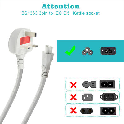 IEC C5 女性用コンピュータ用の耐久性のある英国3ピンC5電源コード