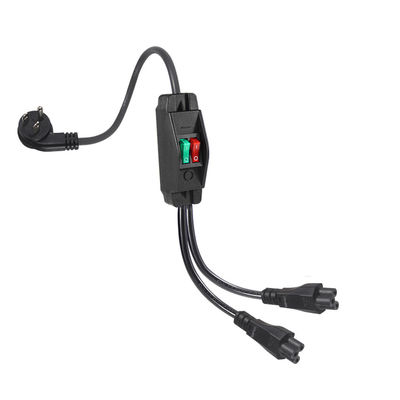 プレミアム重用右角 NEMA 5-15P へのダブル IEC C5 パワースプリッター