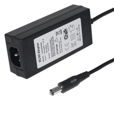 ワイドインプット電圧 240v 100 C14/C8/C6 エレクトロニクスアダプター マルチDCポート 5.5*2.1 120W パワー 240V
