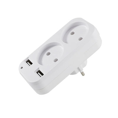 2つのUSBポートを持つEUデュアルソケット壁プラグアダプタ 250V 10A