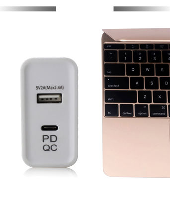 USプラグ 2ポート壁充電器 – 45W急速充電アダプター、USB-CおよびUSB-A出力、スマートフォン、タブレット、ラップトップ、自宅および旅行用