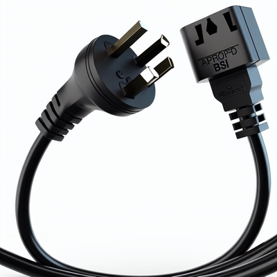 イギリス 3Pin から 2x IEC C13 電源コード H05VV-F 0.75mm2