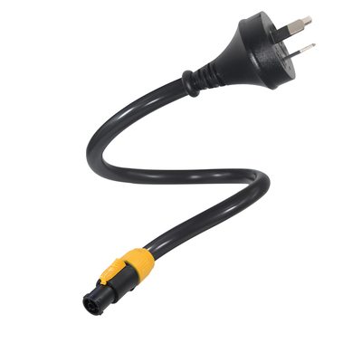 イギリスからC13電源コード 10A 250V (コンピュータおよびモニター用)