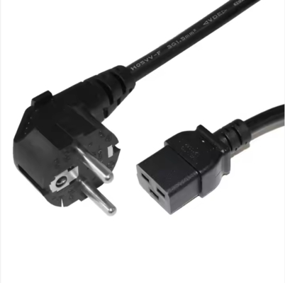 サーバーとPDUのためのEUからC19電源コード 16A 250V